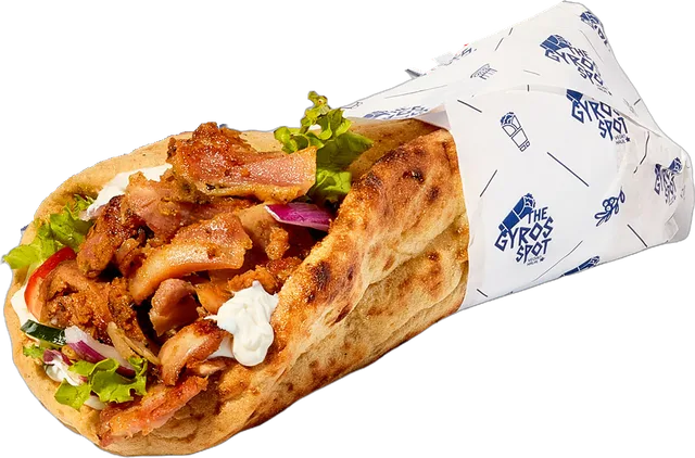 Pita gyros met kip, rode ui, sla en tzatziki